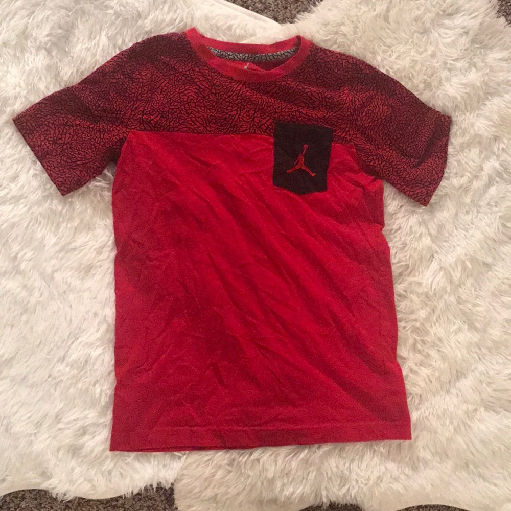 ❤️🖤Boys Jordan T shirt🖤❤️